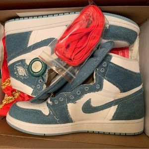 Jordan 1 denims size 11.5 in women’s 9.5 in men serious inquiries only❗️